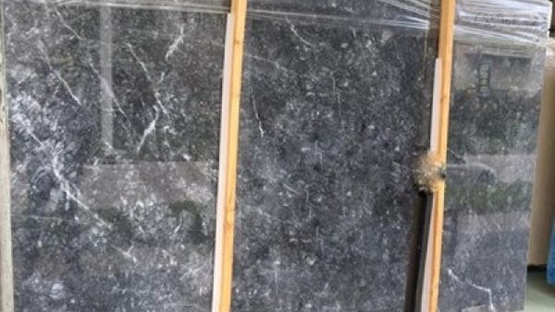 亚克力台面：价格背后的考量与优势**